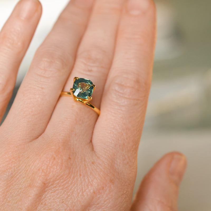 3.0CT CUSHION MADAGASCAR SAPPHIRE, MEDIUM TEAL GREEN, UNHEATED, 7.44X7.2X5.46MM