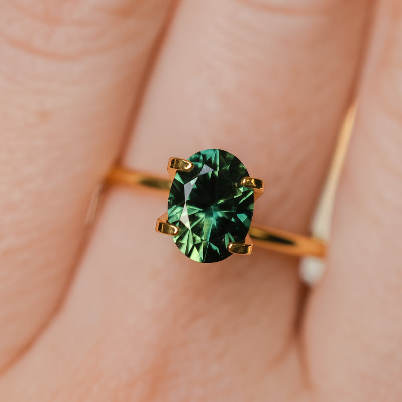 1.90CT OVAL BRILLIANT AUSTRALIAN SAPPHIRE, TEAL GREEN, UNTREATED, 7.95X5.98X4.72MM