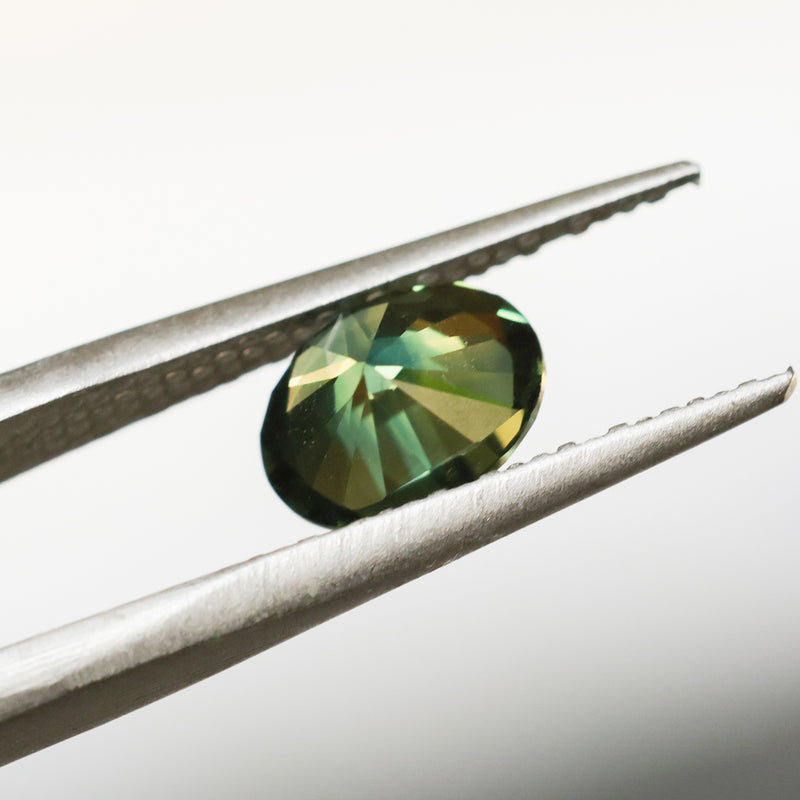 1.90CT OVAL BRILLIANT AUSTRALIAN SAPPHIRE, TEAL GREEN, UNTREATED, 7.95X5.98X4.72MM