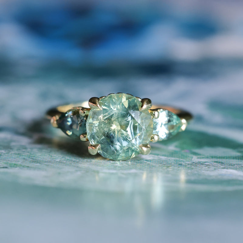 2.75ct Round Untreated Parti Montana Sapphire and Pear Montana Sapphire Three Stone Low Profile Scallop Ring in 18k Yellow Gold