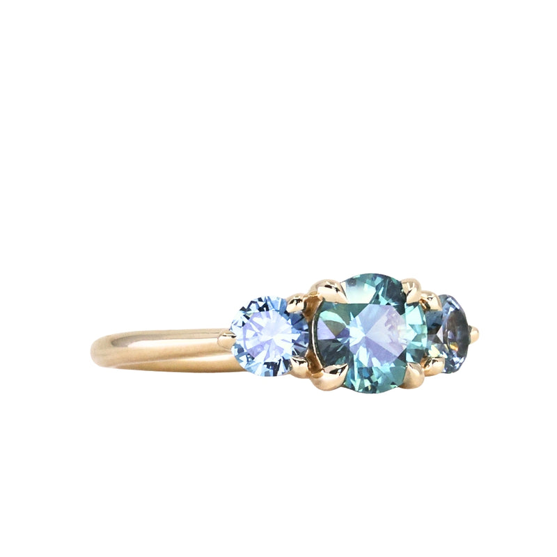 0.92ct Unheated Teal Montana Sapphire and Montana Sapphire Side Three Stone Ring in 14k Yellow Gold