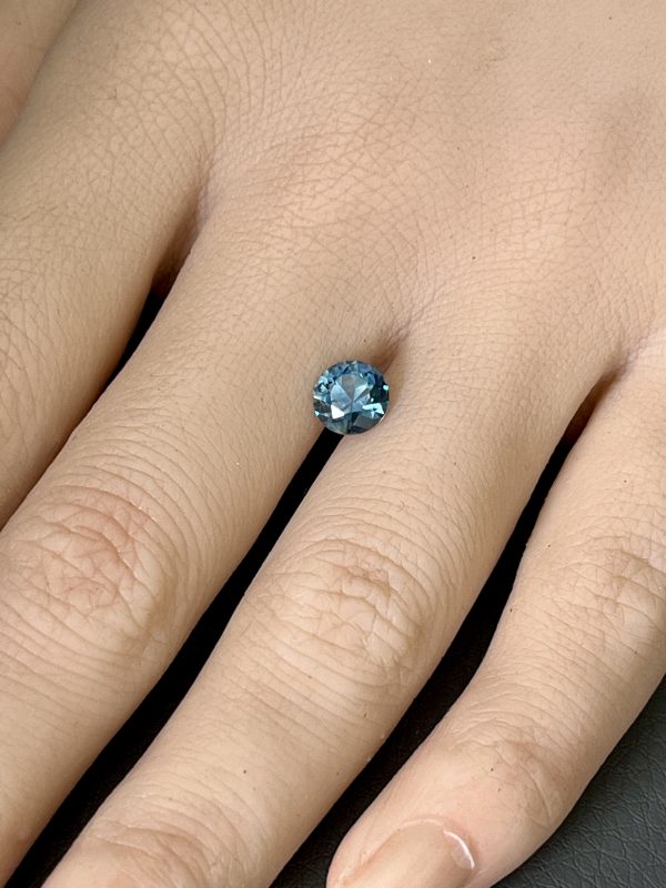 1.38CT ROUND PRECISION CUT MONTANA SAPPHIRE, MEDIUM TEAL BLUE GREEN, 6.5MM