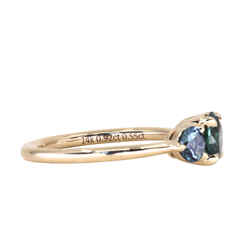 0.92ct Unheated Teal Montana Sapphire and Montana Sapphire Side Three Stone Ring in 14k Yellow Gold