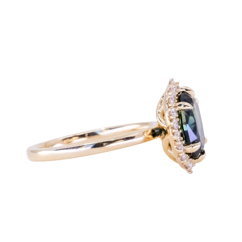 4.14ct Untreated Oval Nigerian Sapphire Antique-Style Diamond Halo Ring in 18k Yellow Gold