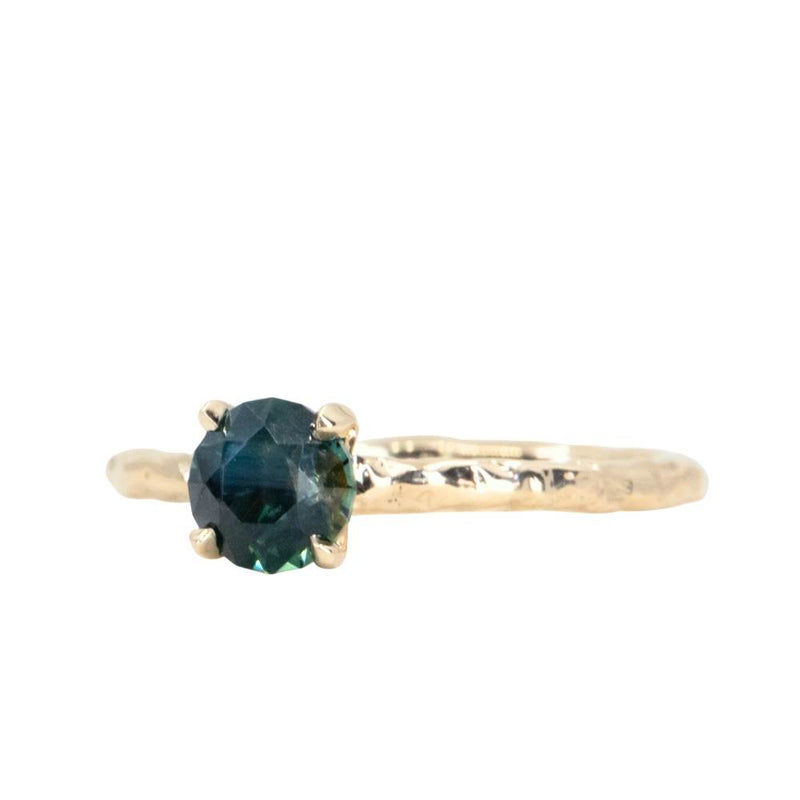 0.99ct Round Untreated Australian Sapphire Evergreen Carved Solitaire in 14k Yellow Gold