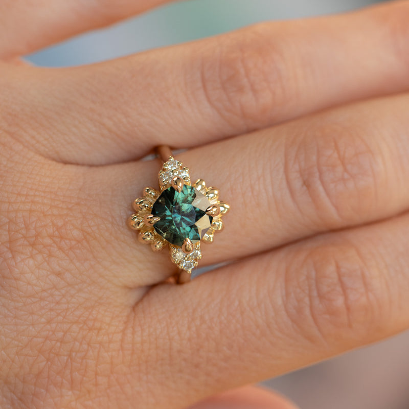 3.10ct Cushion Cut Untreated Umba Teal Green Sapphire Scalloped Diamond Cluster Ring in 14k Yellow Gold