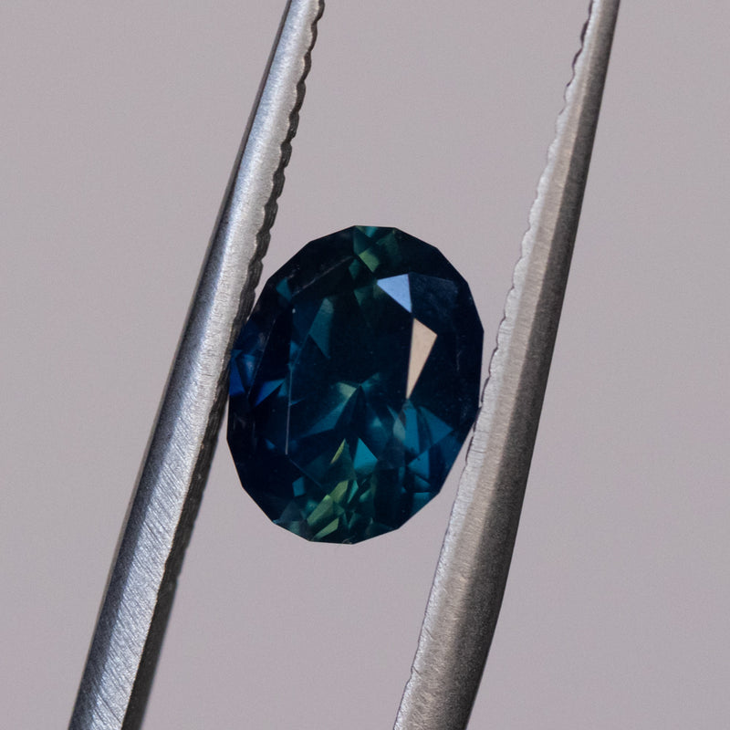 1.60CT UNTREATED OVAL NIGERIAN SAPPHIRE, DEEP BLUE GREEN, 7.1X5.5X4MM