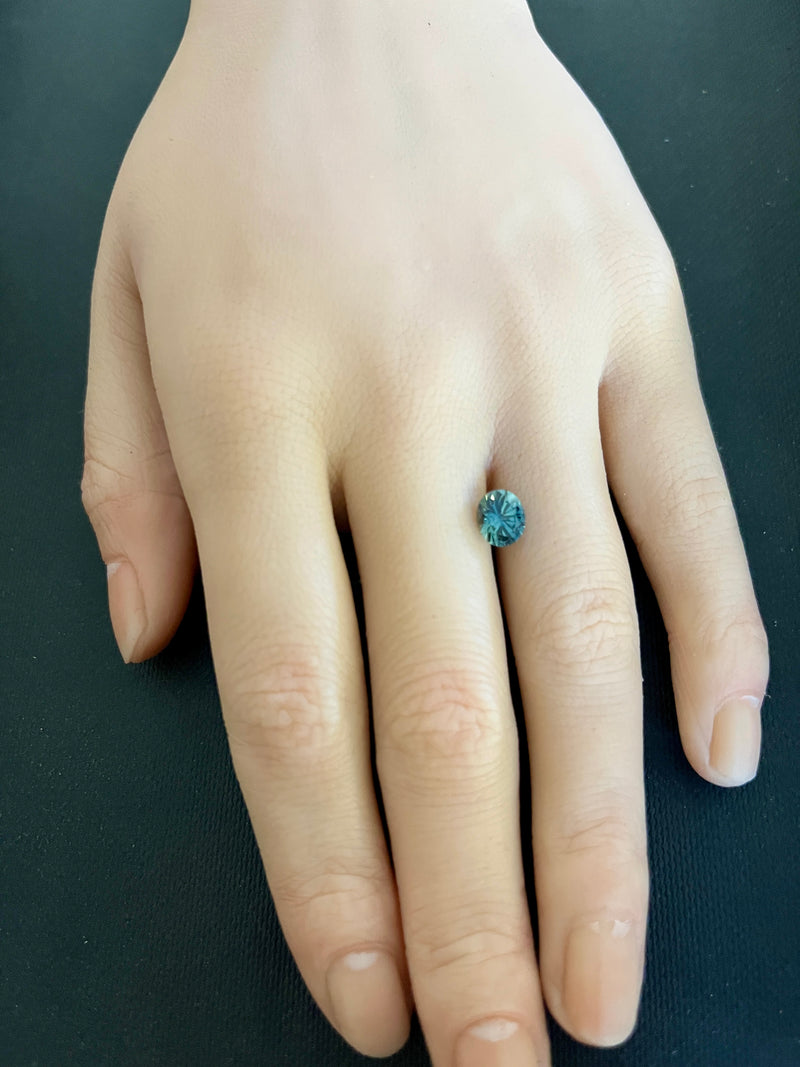 1.65CT OVAL PRECISION CUT MONTANA SAPPHIRE, BI-COLOR TEAL, 7.3X6.2MM