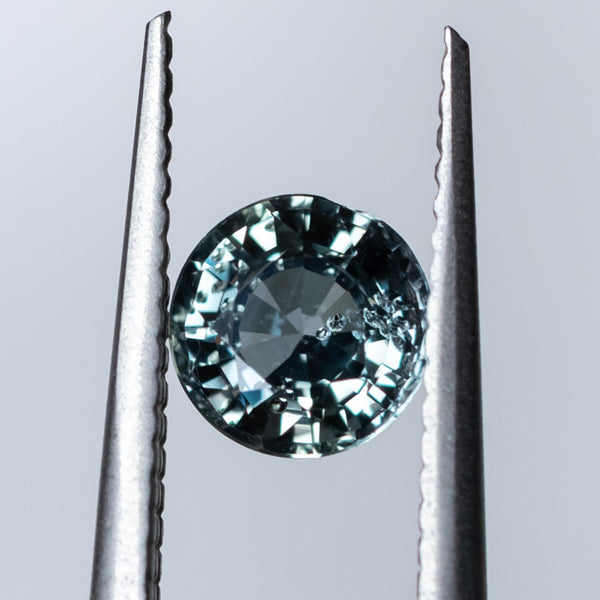 1.01CT ROUND MADAGASCAR SAPPHIRE, COLOR SHIFTING GREY PURPLE TEAL, 5.77X3.73MM