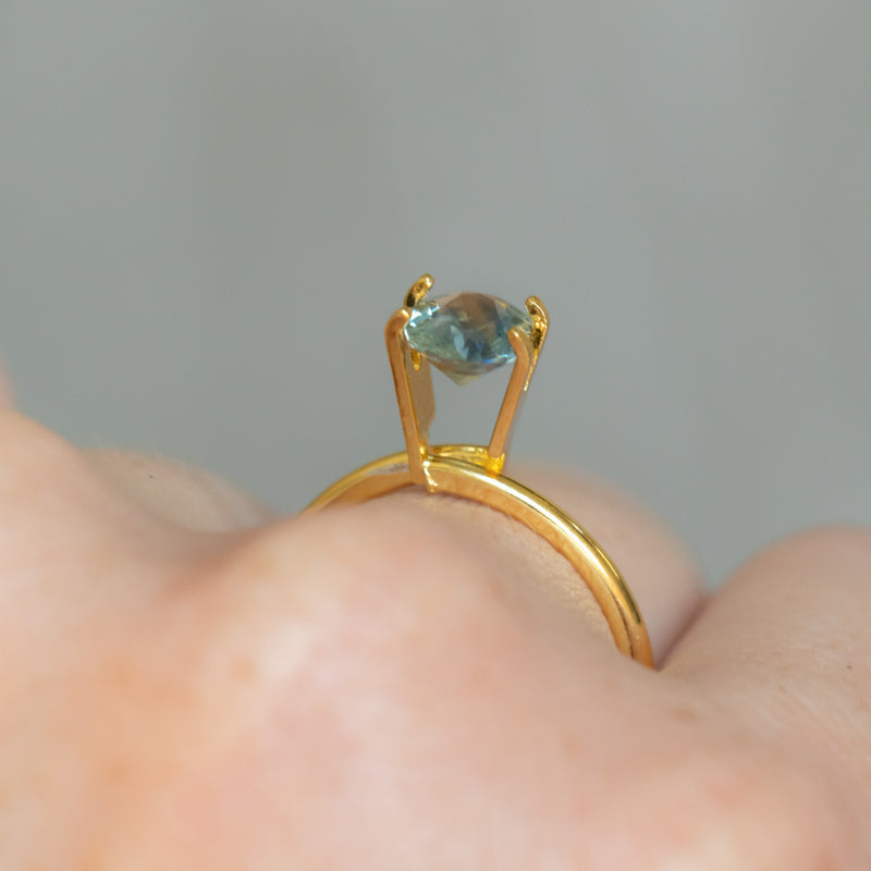 1.20CT PRECISION CUT OVAL MONTANA SAPPHIRE, LIGHT AQUA TEAL, 7.02X5.74X3.98MM