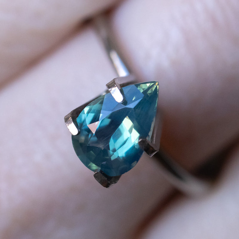 1.63CT MADAGASCAR PEAR SAPPHIRE, SILKY MEDIUM LIGHT TEAL GREEN, UNTREATED, 9.26X6.20X3.96MM