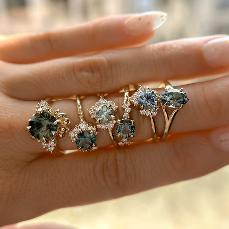 0.87ct Periwinkle Purple-Blue Round Montana Sapphire and Diamond Asymmetrical Cluster Ring in 14k Yellow Gold