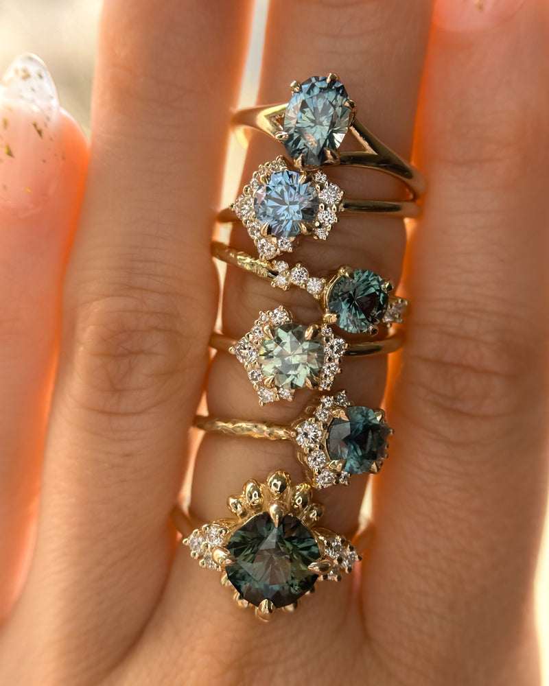 0.87ct Periwinkle Purple-Blue Round Montana Sapphire and Diamond Asymmetrical Cluster Ring in 14k Yellow Gold
