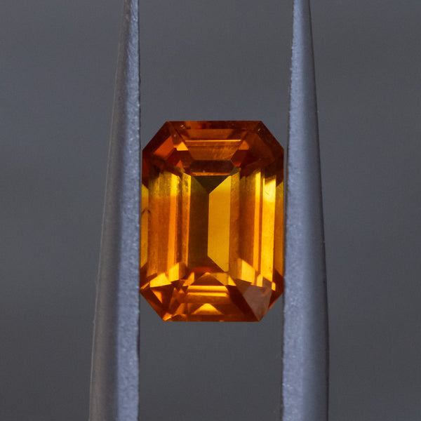 2.20CT EMERALD CUT MADAGASCAR SAPPHIRE, BICOLOR ORANGE AND YELLOW, 8.73X6.19X3.98MM