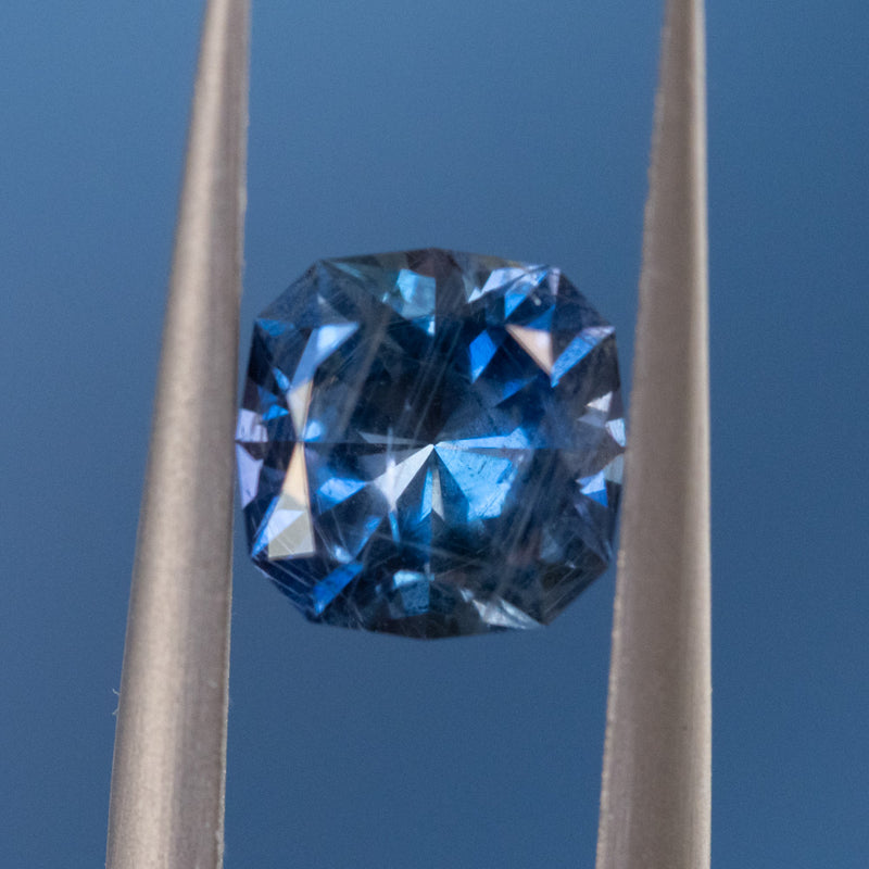 1.80CT FANCY CUSHION UMBA SAPPHIRE, VIBRANT VIOLET BLUE, UNTREATED, 7.23X7.93MM