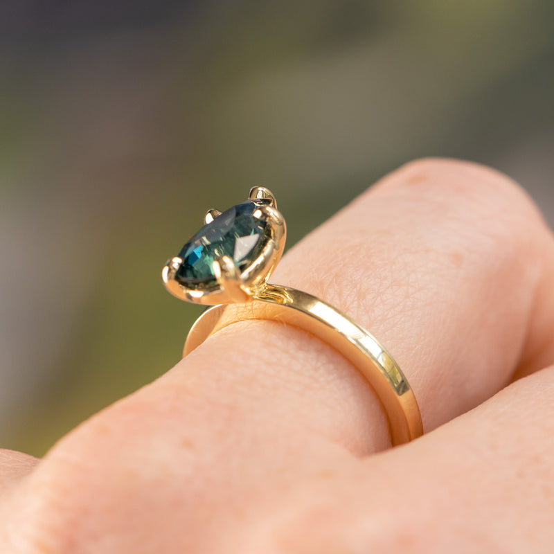 2.01ct Teal Pear Madagascar Sapphire Flat Band 5 Prong Solitaire in 18k Yellow Gold