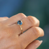 2.07ct Round Ocean Blue Montana Sapphire Evergreen Carved 4 Prong Solitaire in 14k Yellow Gold