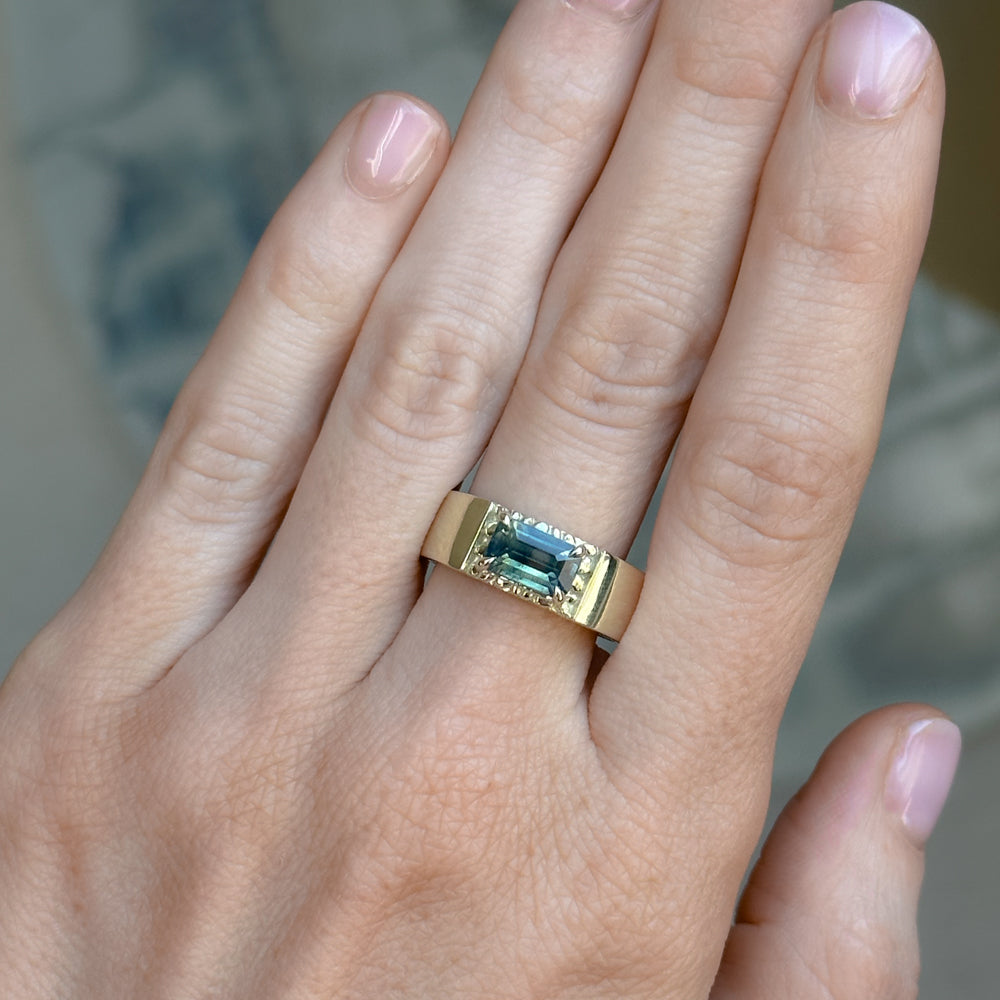 Parti Teal Emerald Cut Sapphire Ravine Band Unisex in 14k