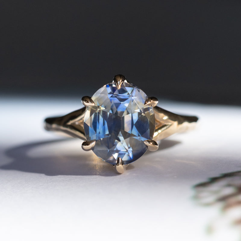 4 0ct Bicolor Parti Oval Sapphire Low Profile Six Prong Split Shank Ev 4-0ct-bicolor-parti-oval-sapphire-low-profile-six-prong-split-shank-ev