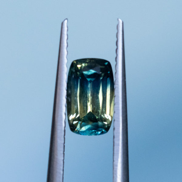 1.11CT ELONGATED "SCISSOR" CUSHION AUSTRALIAN SAPPHIRE, BICOLOR PARTI BLUE YELLOW GREEN, 7.31X4.47X3.53MM