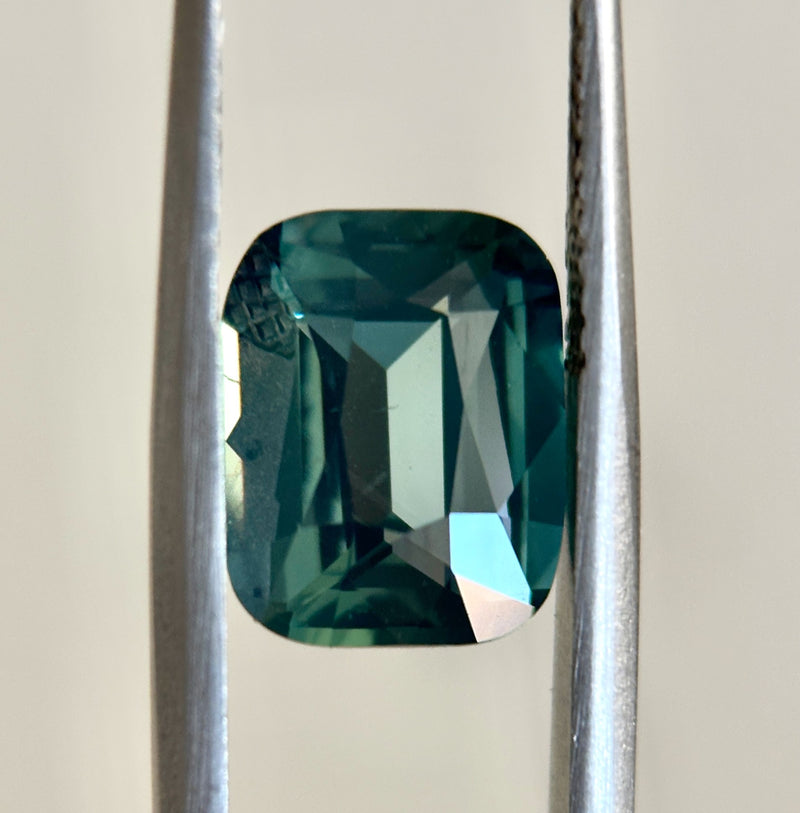 4.09CT ELONGATED CUSHION MADAGASCAR SAPPHIRE, MEDIUM TEAL GREEN, 10.20X7.60X5.11MM, EARLY ACCESS