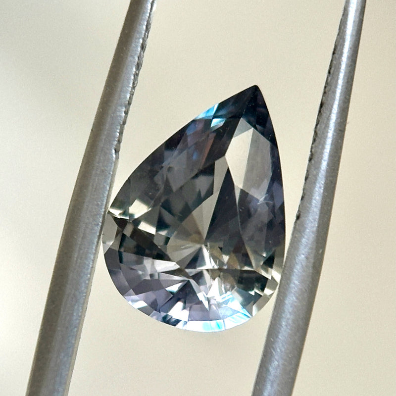 3.17CT MADAGASCAR PEAR SAPPHIRE, COLOR SHIFTING GREY TEAL TO GREY PURPLE, 11.08X7.89X5.32MM, UNTREATED, EARLY ACCESS