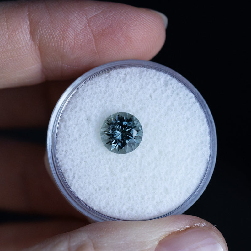 1.32CT ROUND BRILLIANT SRI LANKAN SAPPHIRE, SILVERY GREY, 7.36X4.63MM, UNHEATED EARLY ACCESS