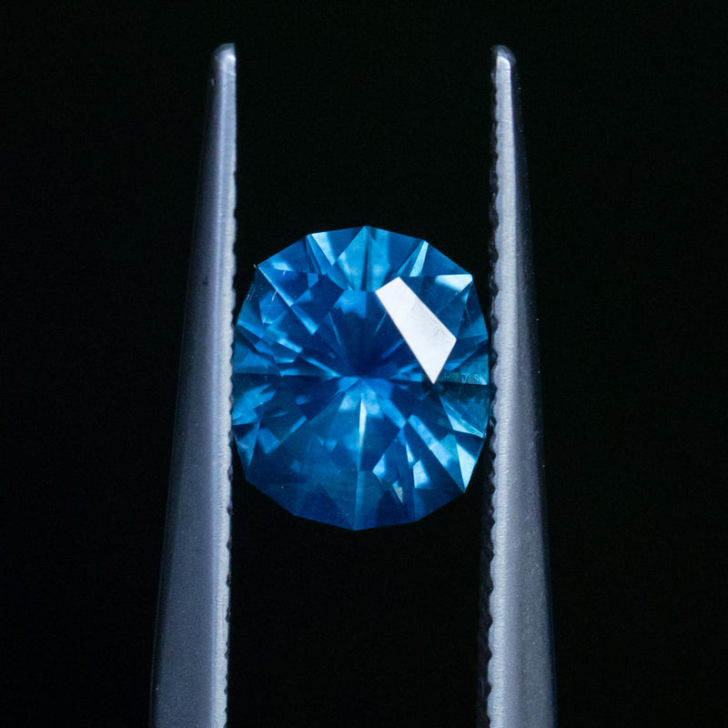 1.61CT PRECISION CUT ELONGATED FANCY CUSHION MONTANA SAPPHIRE, VIBRANT ROYAL BLUE, 7X6X4.2MM