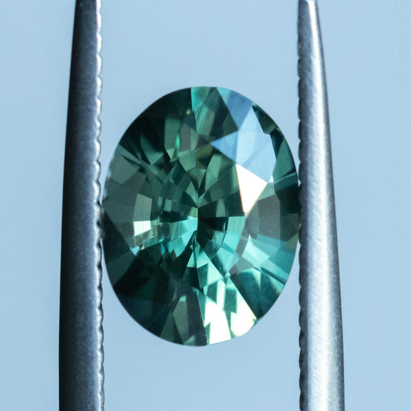 2.30CT OVAL MADAGASCAR SAPPHIRE, GREEN WITH BLUE, 9.27X7.14X5MM EARLY ACCESS