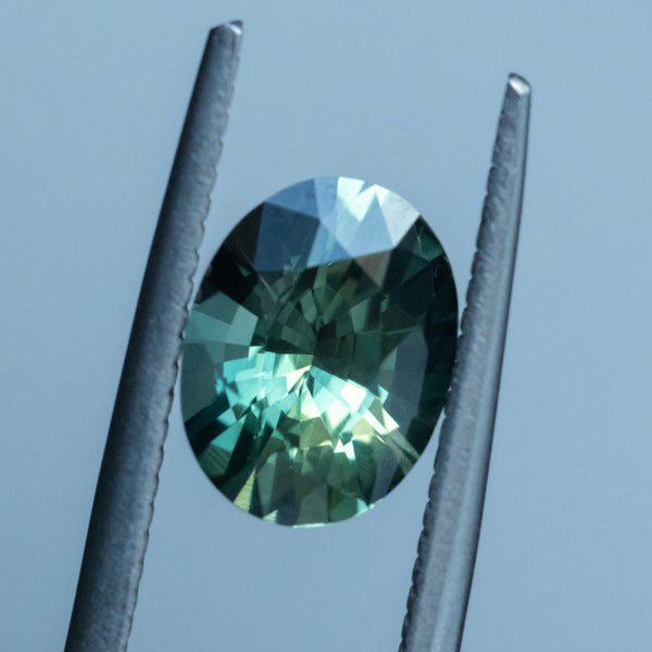 2.30CT OVAL MADAGASCAR SAPPHIRE, GREEN WITH BLUE, 9.27X7.14X5MM EARLY ACCESS