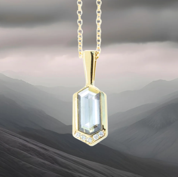 0.68ct Grey Rosecut Diamond Necklace in 14k Yellow Gold