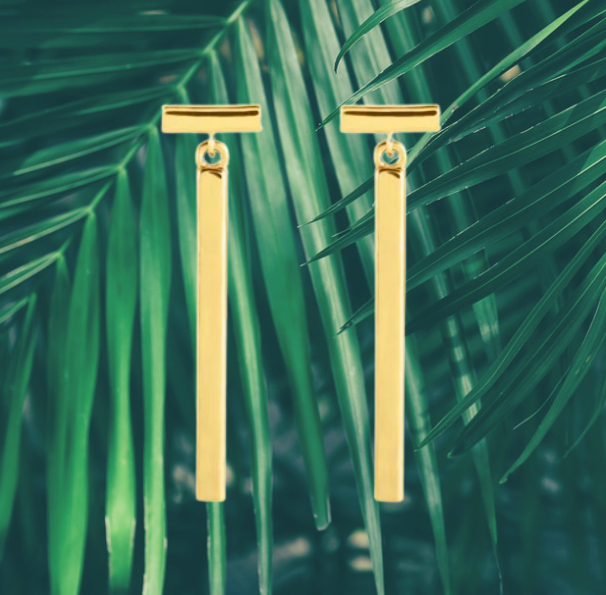 Momentum Bar Earrings in Solid Recycled Gold