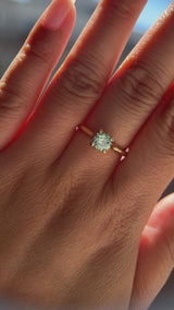 0.78ct Round Seafoam Teal Green Montana Sapphire Four Prong Lotus Solitaire in 14k Yellow Gold