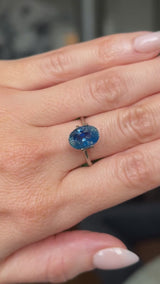 4.04CT OVAL MADAGASCAR SAPPHIRE, MEDIUM TEAL BLUE PARTI, UNTREATED, 10.6X7.8X6.1MM