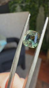 1.75CT CUSHION MADAGASCAR SAPPHIRE, PARTI BICOLOR TEAL ORANGE, 7X6.3X4.5MM