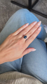 4.04CT OVAL MADAGASCAR SAPPHIRE, MEDIUM TEAL BLUE PARTI, UNTREATED, 10.6X7.8X6.1MM