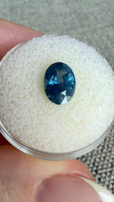 2.74CT OVAL MADAGASCAR SAPPHIRE, ROYAL BLUE WITH TEAL, UNTREATED, 9.5X6.7X5.1MM