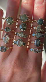 0.91ct Round Unheated Teal Green Montana Sapphire and Montana Sapphire Side Three Stone Ring in 14k Yellow Gold