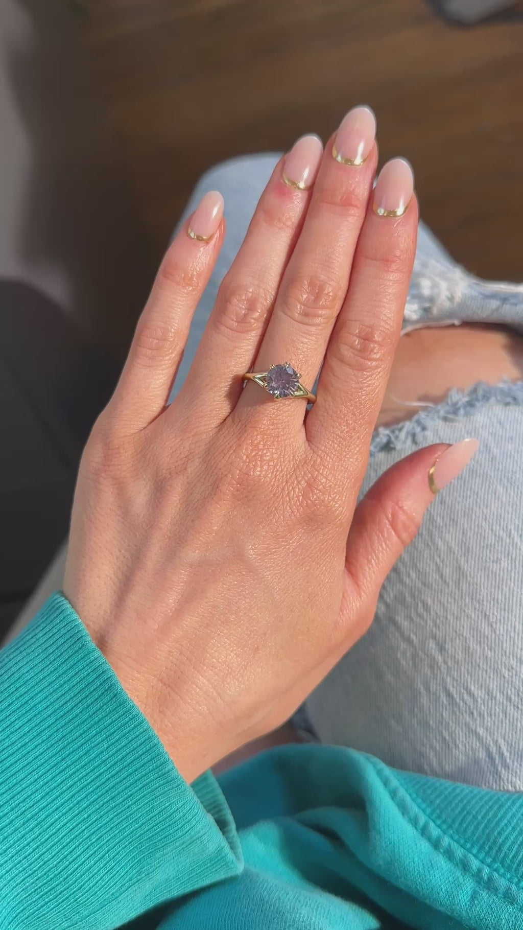 2.40ct Untreated Mauve Precision Cut Montana Sapphire Low Profile Six Prong Split Shank Solitaire in 18k Yellow Gold