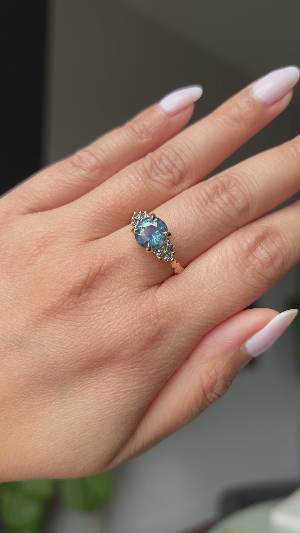 2.59ct Untreated GIA Blue Sapphire and Teal Sapphire Diamond Cluster Evergreen Ring in 14k Yellow Gold