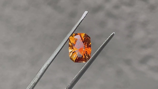 2.59CT PRECISION CUT RADIANT MONTANA SAPPHIRE, PARTI ORANGE YELLOW, 8.5X6.5MM