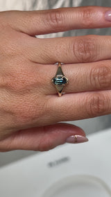 0.95ct Australian Marquise Sapphire Low Profile 4 Prong Signet Solitaire in 14k Yellow Gold