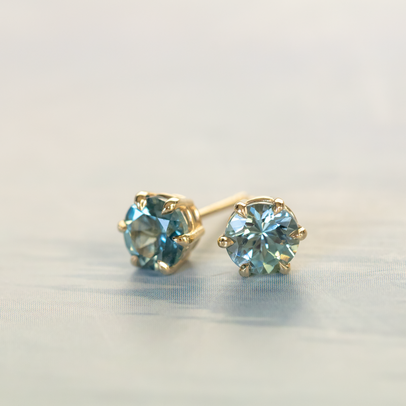 Montana Sapphire Stud Earrings in Recycled Gold