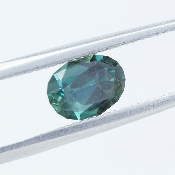 1.17CT OVAL NIGERIAN SAPPHIRE, TEAL BLUE GREEN, UNHEATED, 7.26X3.36MM