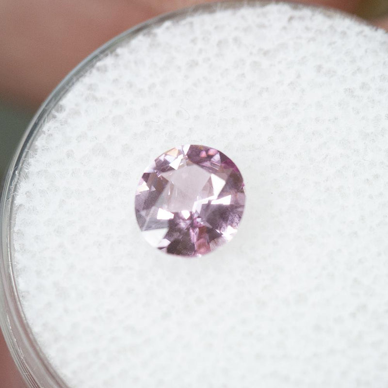 1.00CT OVAL BURMESE SPINEL, PINK, 6.63x6.13mm