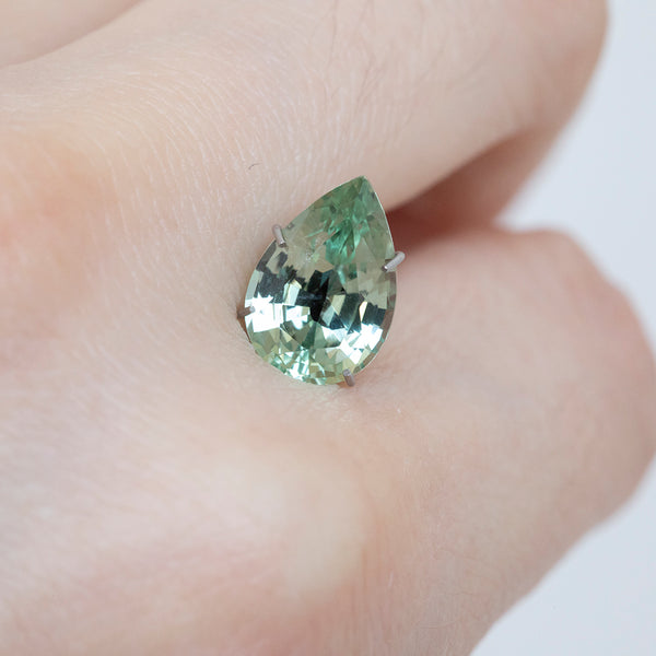2.63CT PEAR MONTANA SAPPHIRE, MINT GREEN GRAY BLUE, UNHEATED, 10.5X7MM
