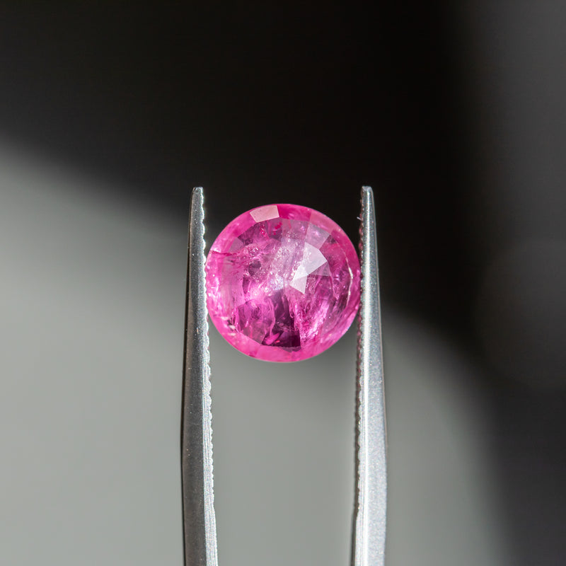 2.89CT Round Sapphire, Bright Fuschia Pink, 9x3.85MM