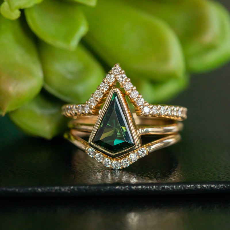 Sapphire and Diamond Infinity Wedding Ring | deBebians