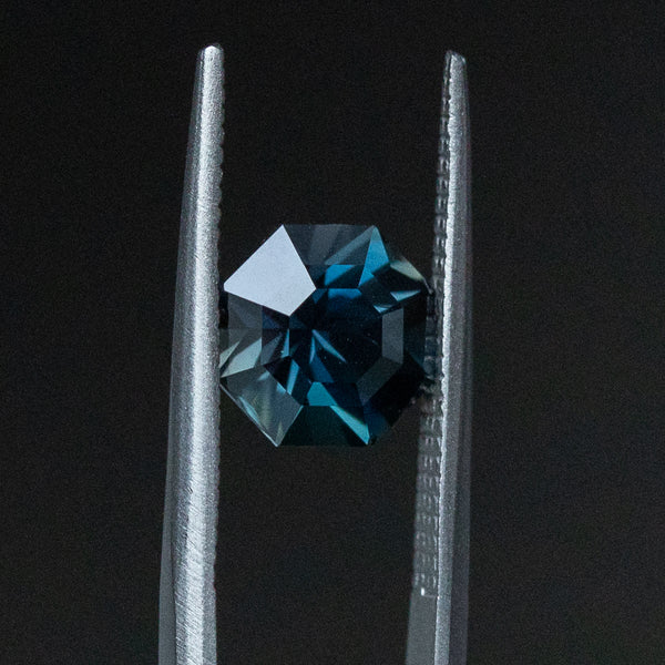 3.28CT OCTAGON MADAGASCAR SAPPHIRE, HEATED, 8.57X8.43X6.19MM