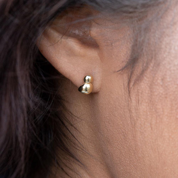 Alluvial Studs In Solid Recycled Gold